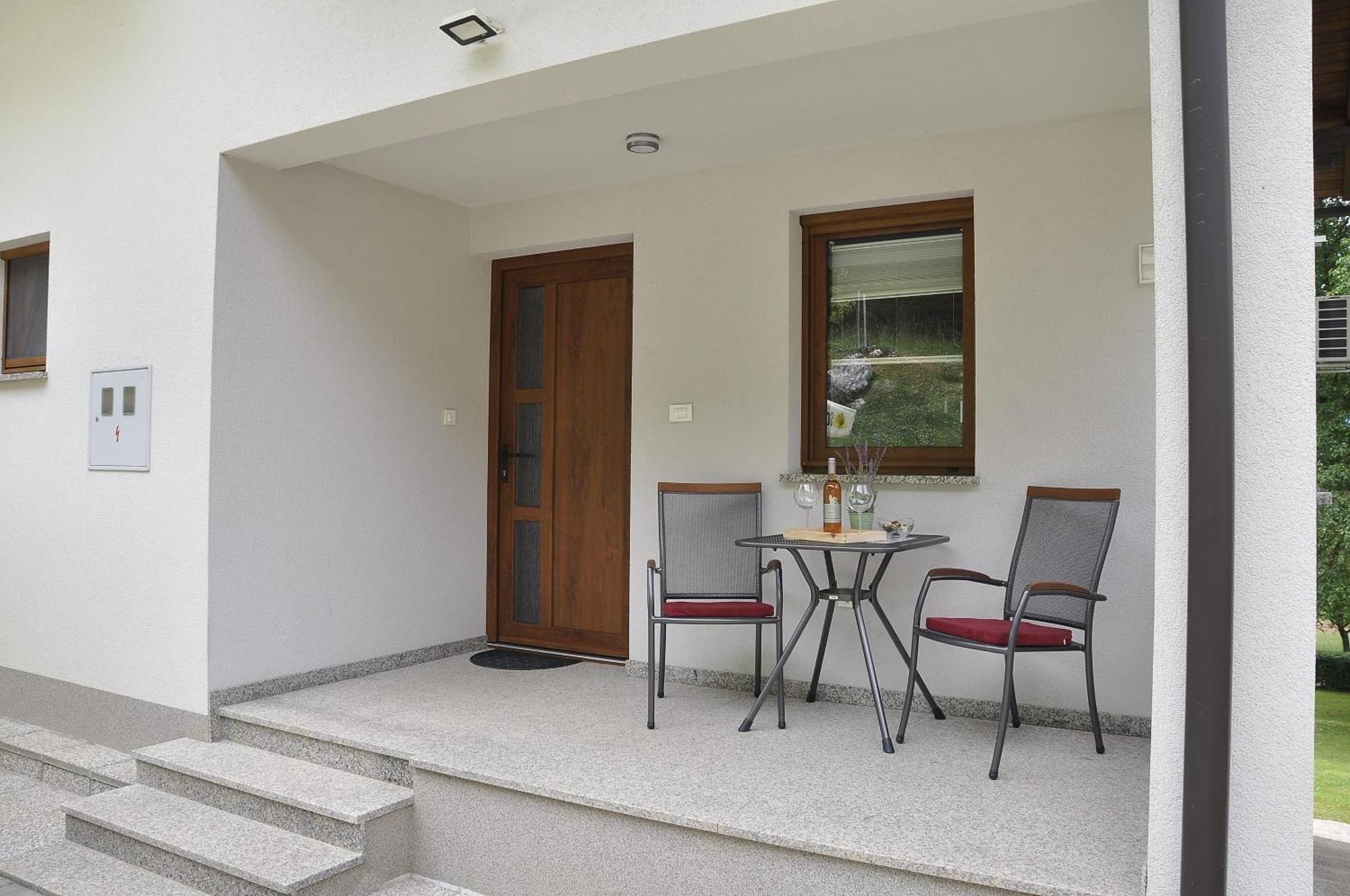 Holiday House Marija Villa Otocac Exterior photo